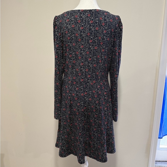 LOFT fit & flare flounce dress in size 8 - Picture 6 of 6